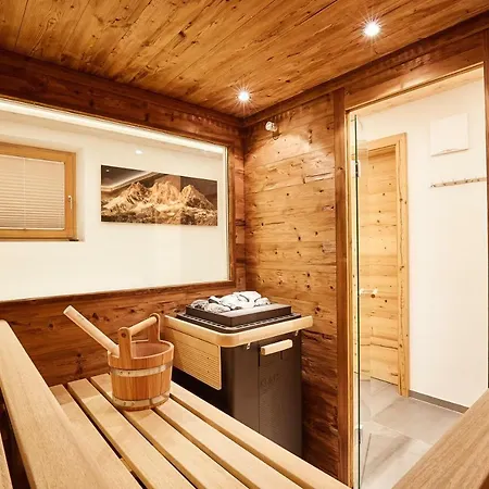 Modernes Mit Sauna! Nicht Weit Vom Skilift Holiday home Kirchberg in Tirol